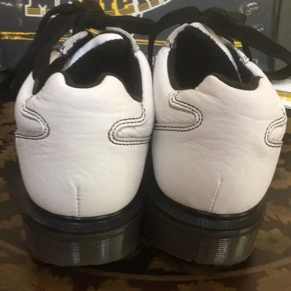 VTG Dr Martens England White/Navy Air Cushioned Chunky Bowling Casual Shoe 9W 8M - Picture 8 of 16